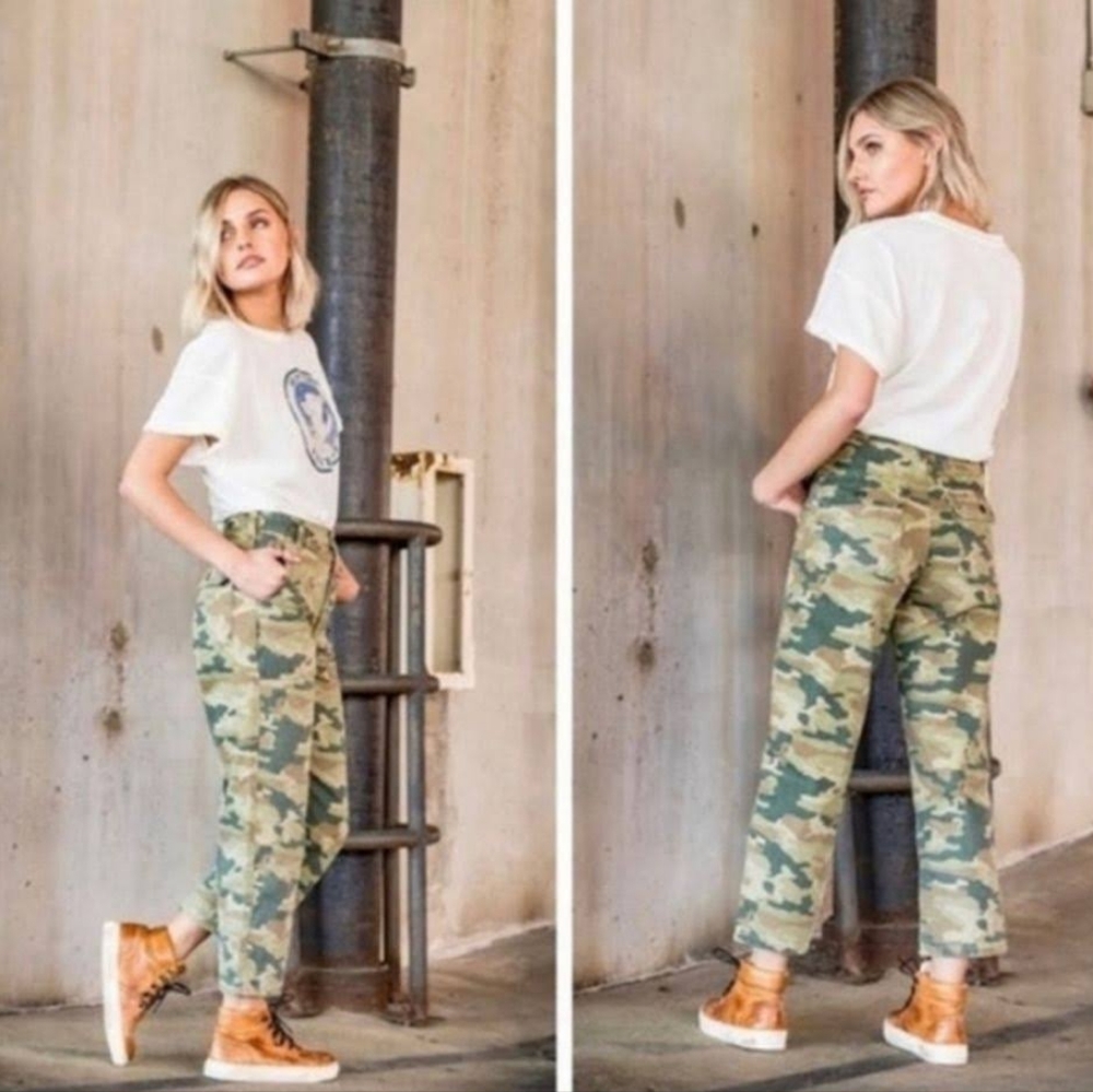 EUC Free People Camo Denim Wide Leg Pants Pockets 26